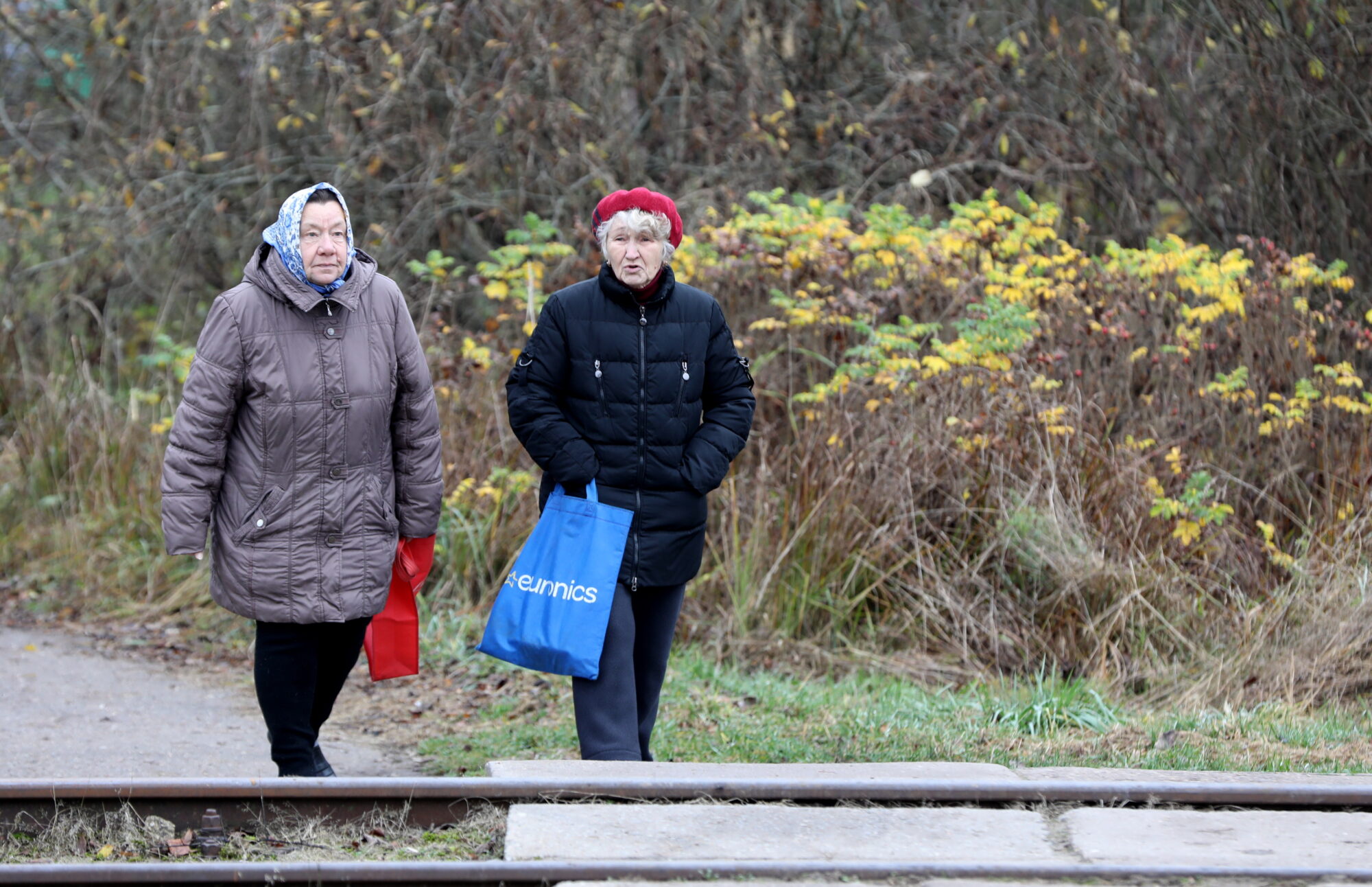 Saeima pieņem likumu par iemaksu samazināšanu pensiju otrajā līmenī
