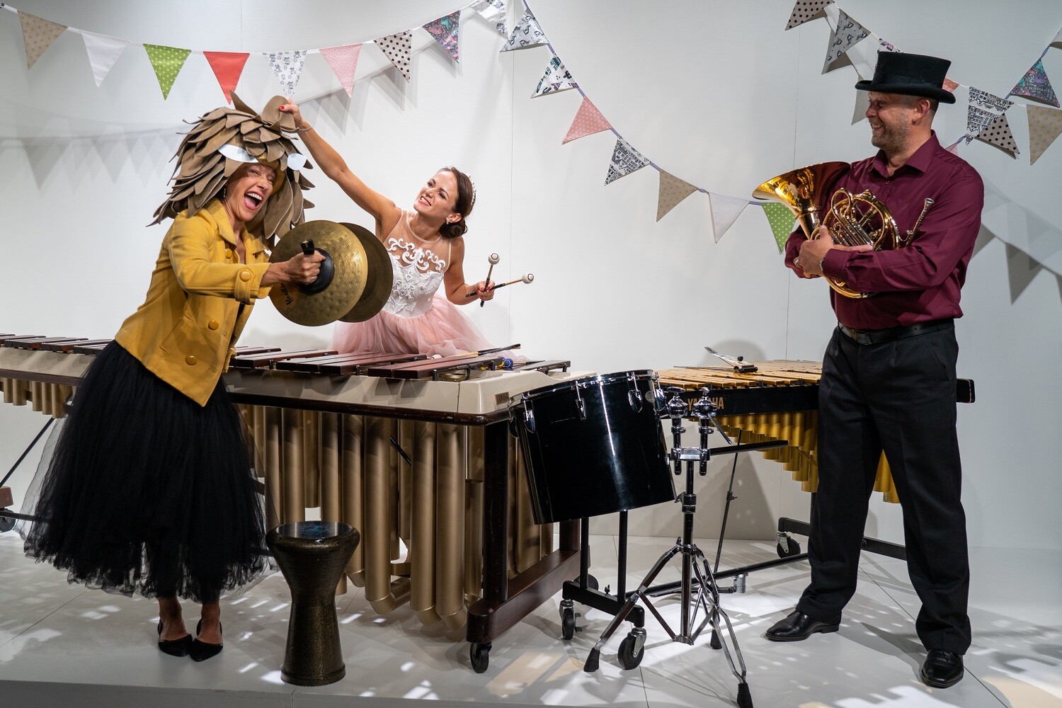Festivāls “Rimbenieks” dodas pie bērniem Latvijas skolās
