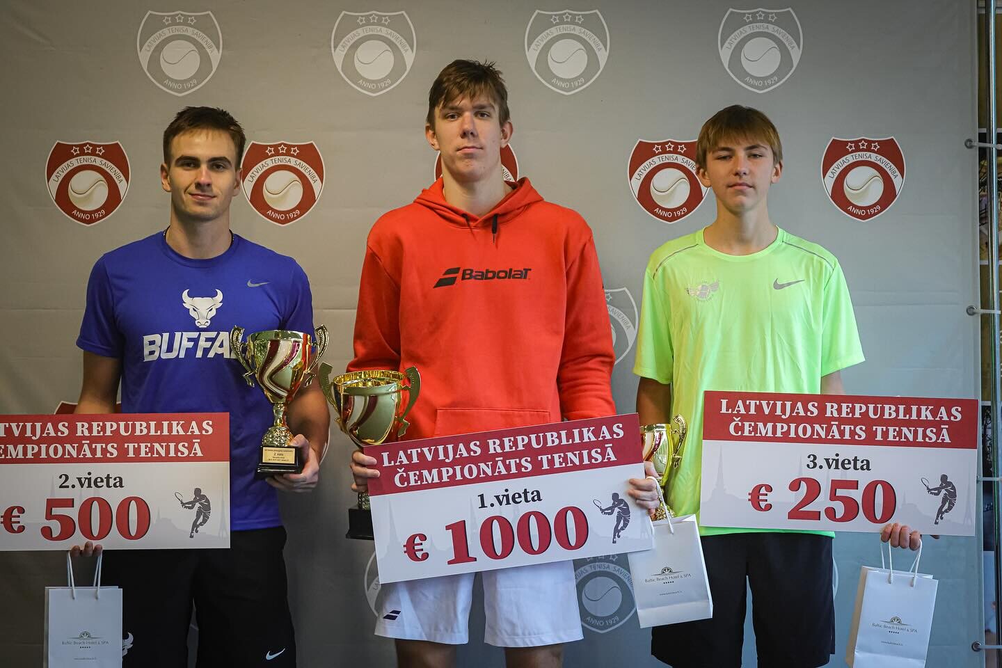 Liepājnieki triumfē Latvijas republikas pieaugušo ziemas čempionātā