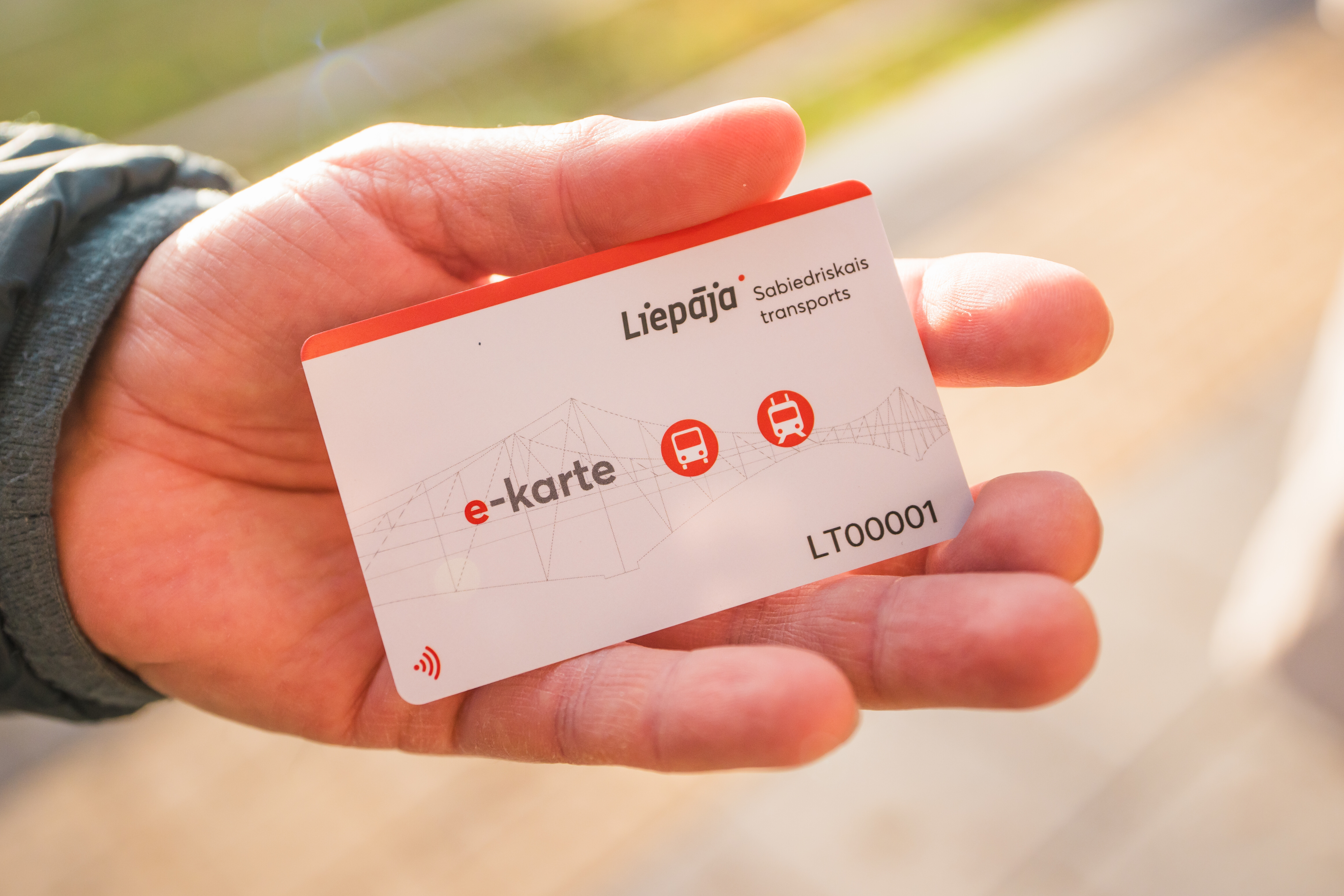 E-kartes pasažieriem būs pieejamas no 2025. gada janvāra