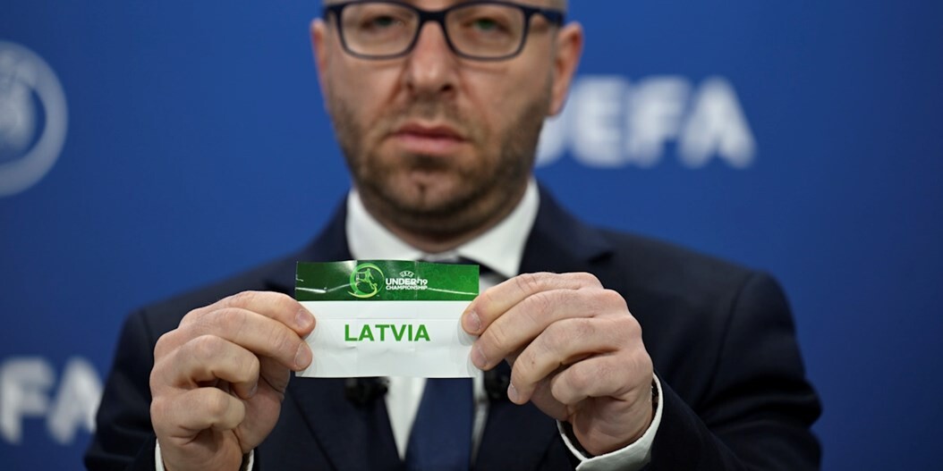 Latvijas U-19 izlases futbolisti Eiropas čempionāta kvalifikācijas elites kārtā tiksies ar Itāliju, Franciju un Spāniju