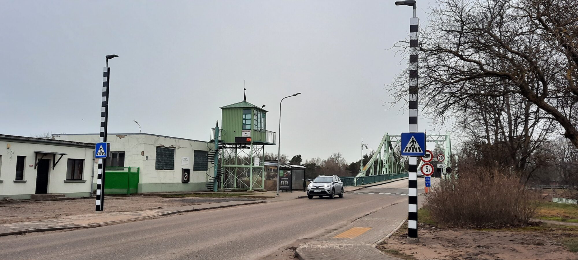 Ierīkota jauna gājēju pāreja pie Karostas tilta