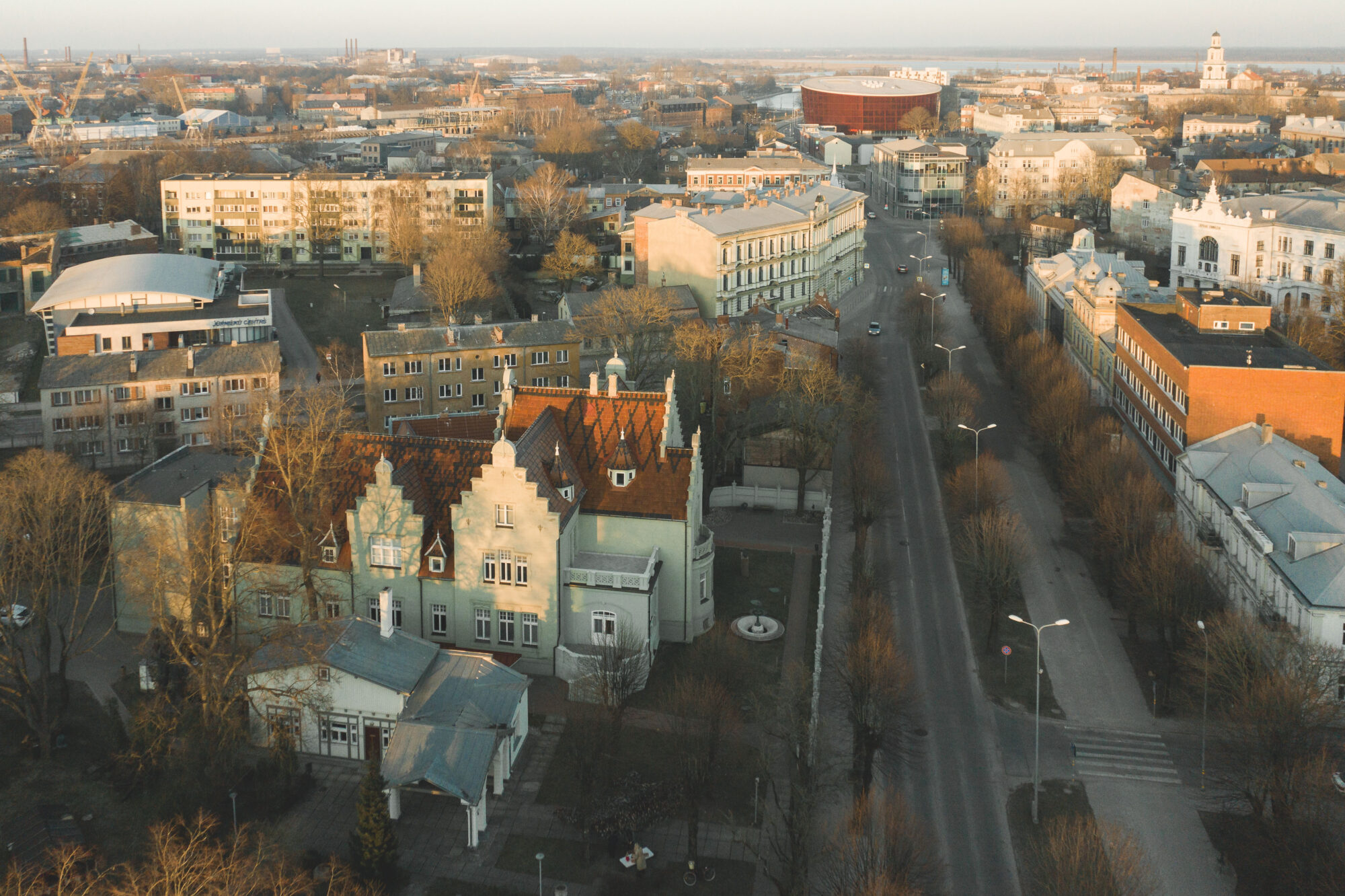 Liepājas pašvaldība plāno uzlabot palīdzību dzīvokļa jautājumu risināšanā mazāk aizsargātajām iedzīvotāju grupām
