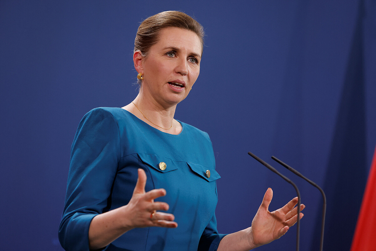 Dānijas premjerministre dodas Eiropas tūrē Grenlandes aizstāvībai