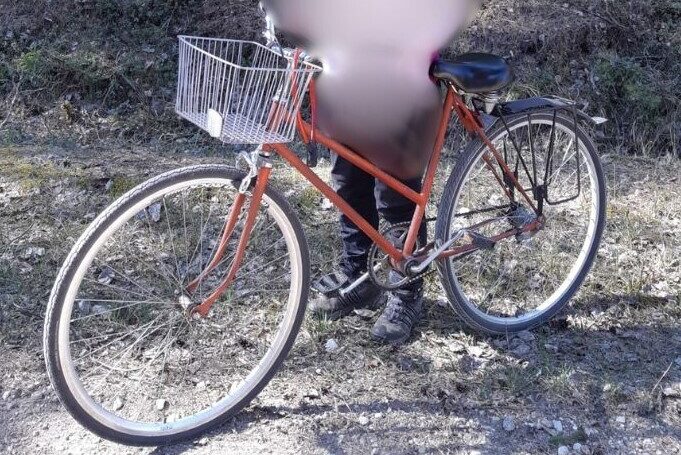 Policija meklē Grobiņā nozagto velosipēdu