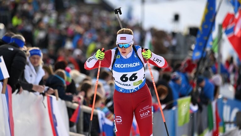 Latvijas biatlonistēm Pasaules kausa posmā Zviedrijā 14. vieta 4×6 kilometru stafetē