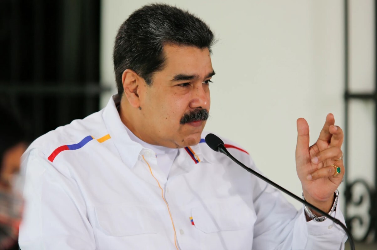 Šveice iesaldēs visus Maduro aktīvus