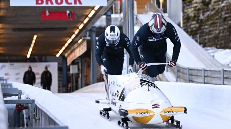 Miknim 13. vieta Eiropas čempionātā bobslejā