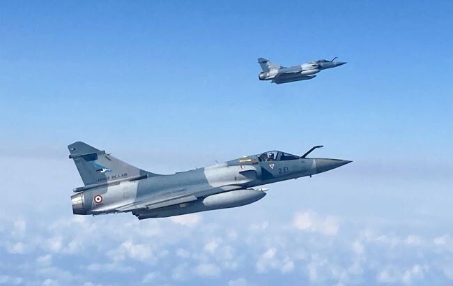 Francija piegādājusi Ukrainai pirmos iznīcinātājus “Mirage 2000”