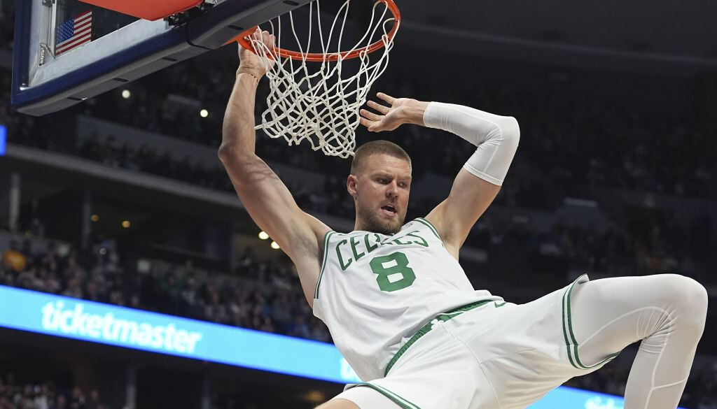 Video: Porziņģis ar “double double” sekmē “Celtics” uzvaru pār “Nuggets”