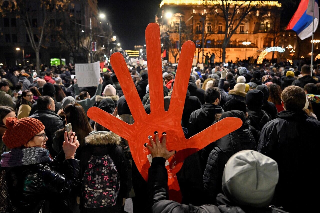 Serbijā protestētāji piemin trīs mēnešus kopš Novisadas traģēdijas