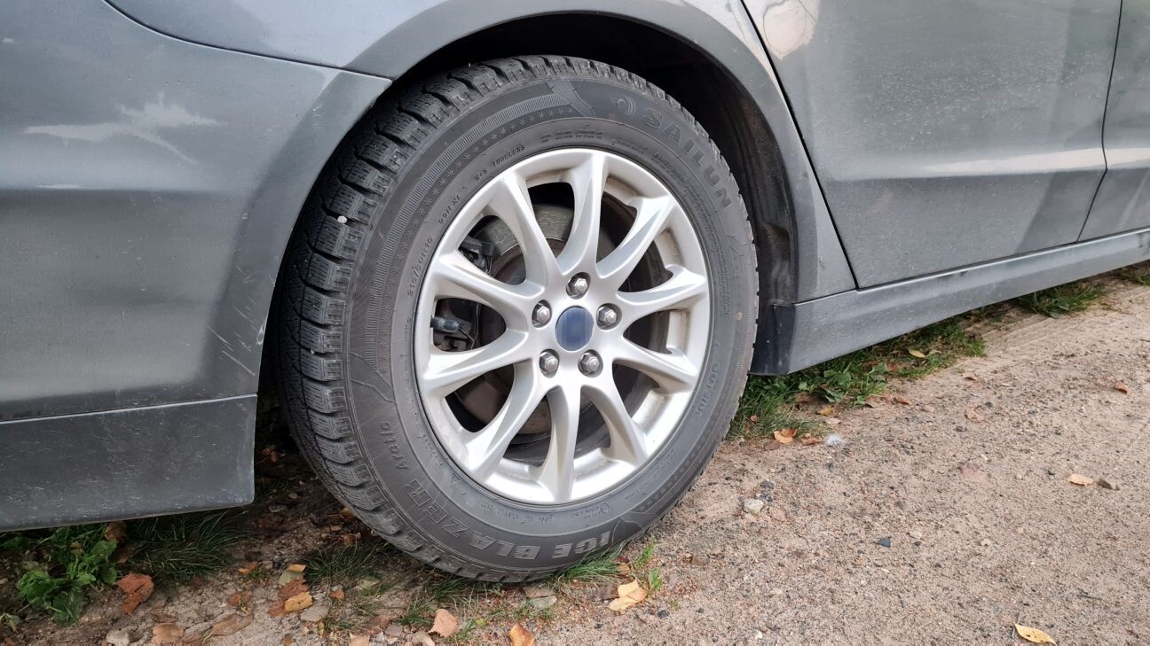 Latgale: Līvānu pašvaldība ziedoja Ukrainai transportlīdzekļus