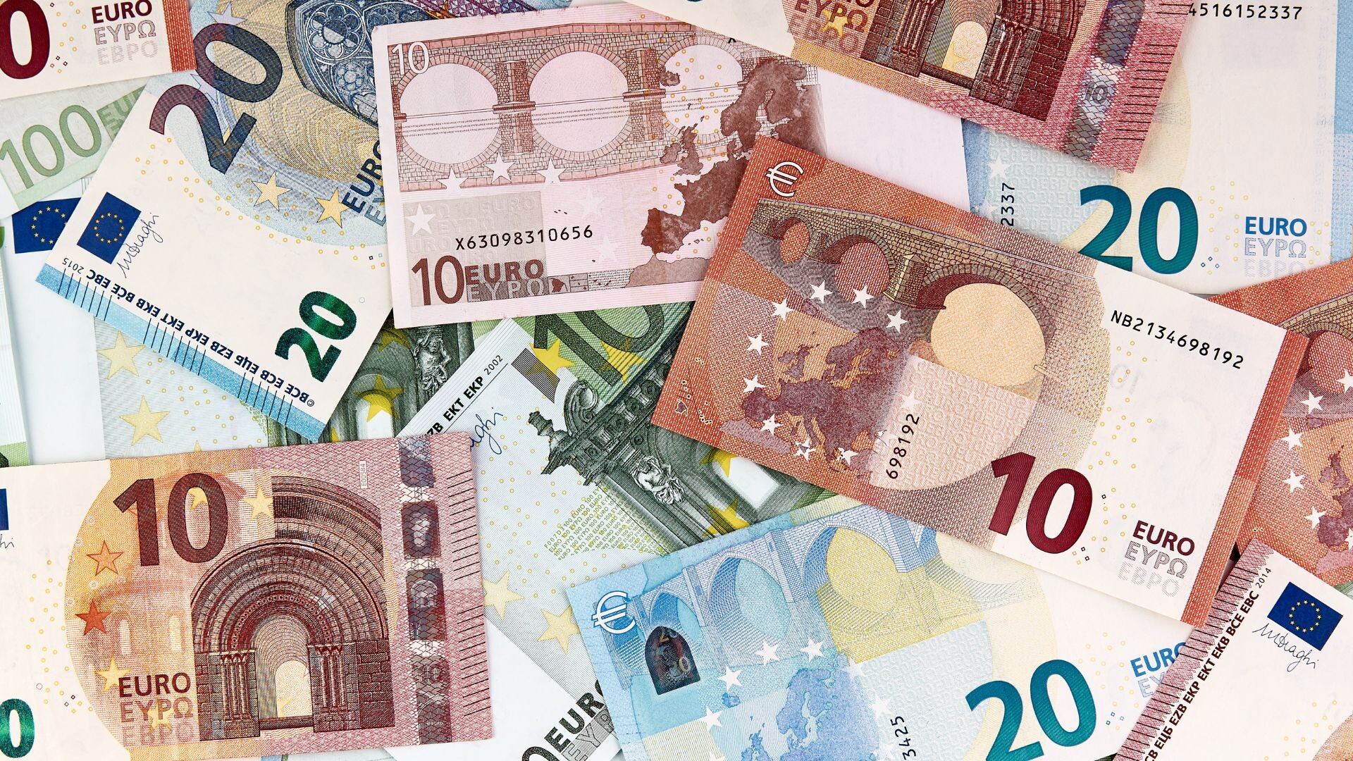 Eiropas Centrālā banka samazina procentu likmes
