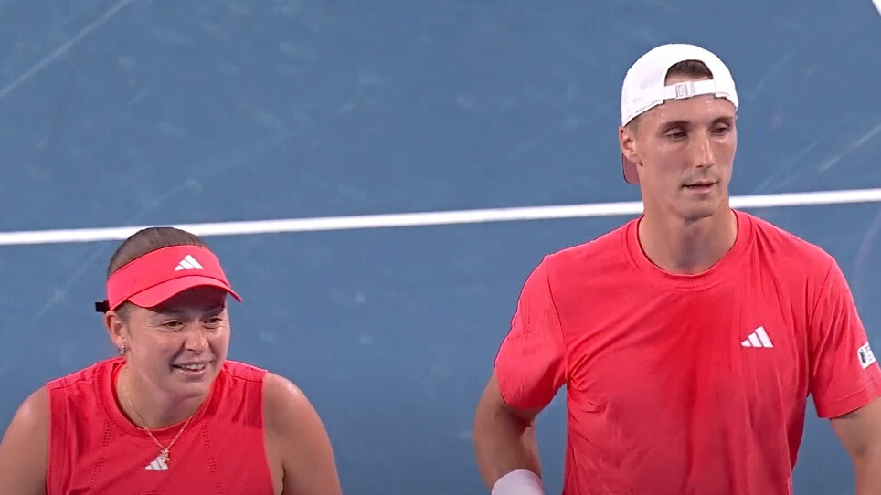 Video: Ostapenko/Salsberijs cieš zaudējumu Austrālijas atklātā čempionāta jaukto dubultspēļu pirmajā kārtā
