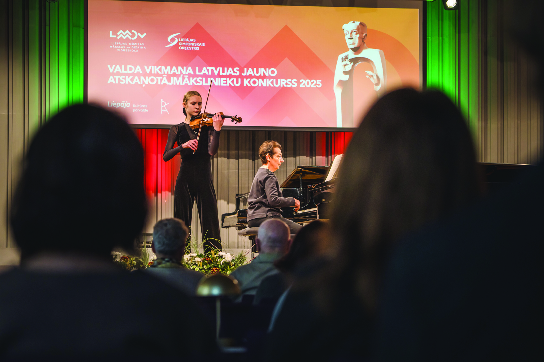 Noskaidroti ”Valda Vikmaņa Latvijas jauno atskaņotājmākslinieku konkursa 2025” laureāti