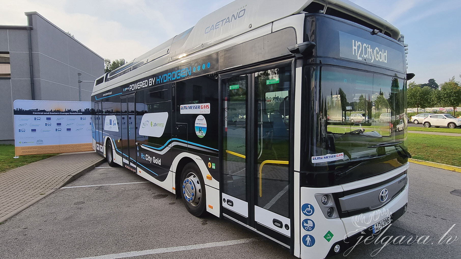 Zemgale: Jelgavā ražos ūdeņradi un testēs ar ūdeņradi darbināmu autobusu