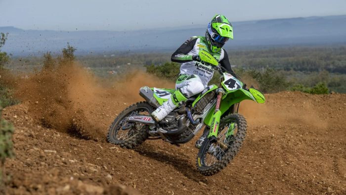 Jonasam Lielbritānijā trešā vieta starptautiskās motokrosa sacensībās