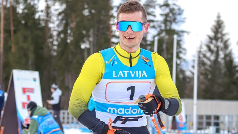 Latvijas slēpotāji Pasaules kausa otrajā posmā sprintā neiekļūst izslēgšanas sacensībās