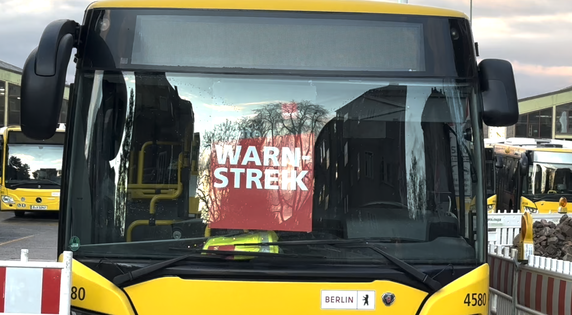 Berlīnes sabiedrisko transportu paralizē streiks