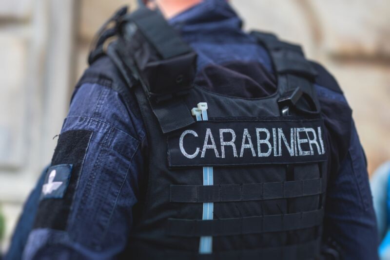 Itālijas policija reidā pret Sicīlijas mafiju aizturējusi gandrīz 150 cilvēkus