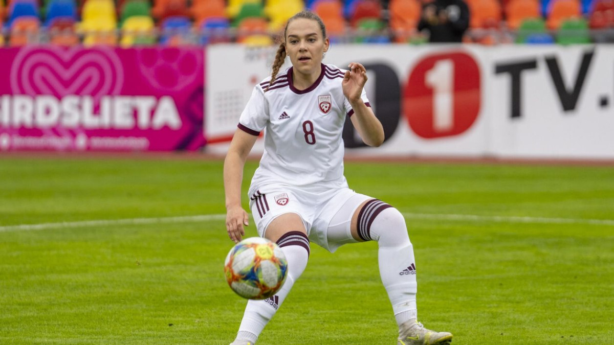 Latvijas futbolistes Kosovā ar uzvaru uzsāk UEFA Nāciju līgas turnīru