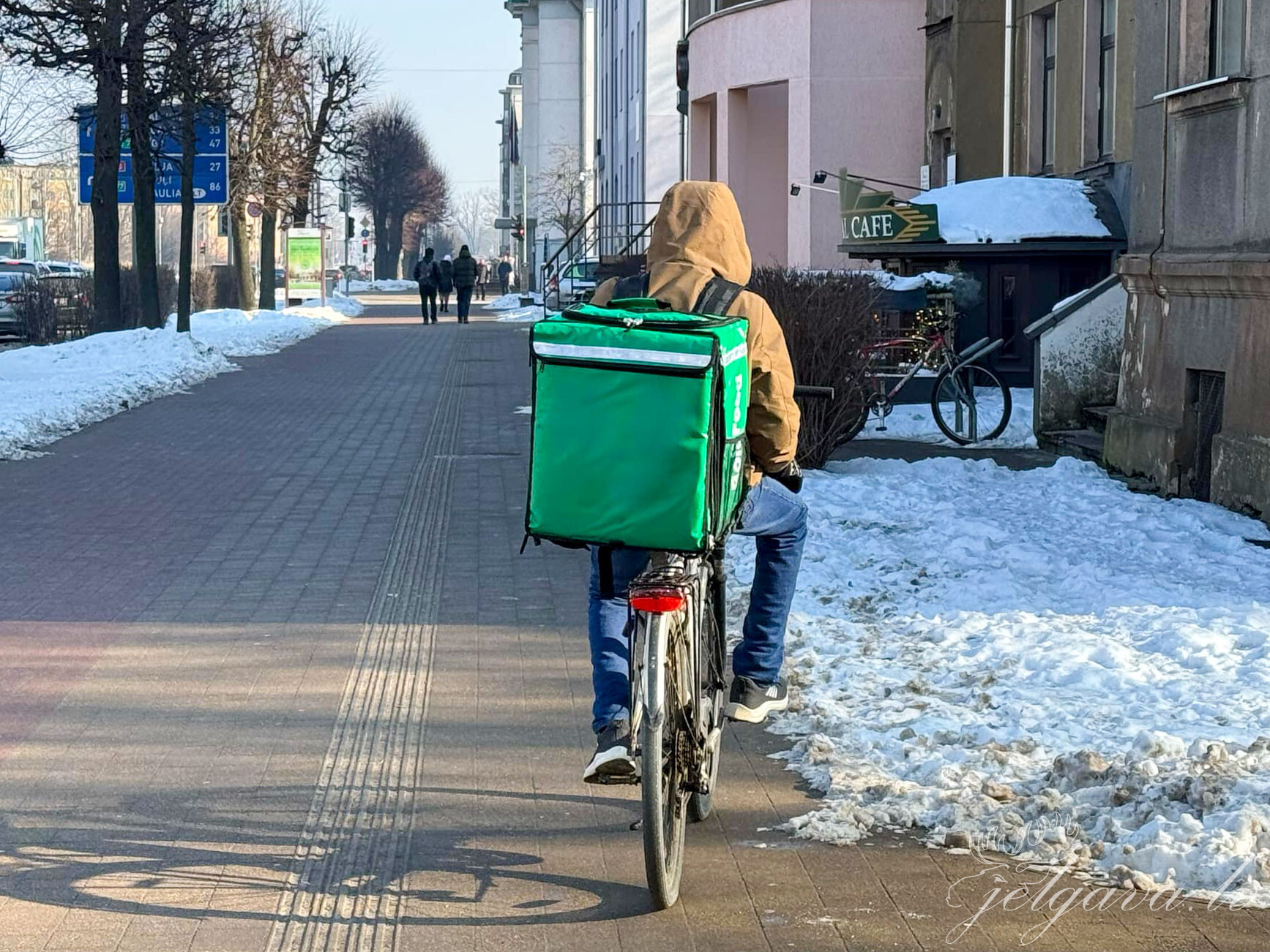 Zemgale: Jelgavā reģistrējušies 147 tiešsaistes pārtikas piegādes kurjeri