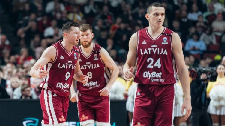 Latvijas izlases basketbolisti pēdējā EČ kvalifikācijas turnīra spēlē viesos tiksies ar Slovākiju