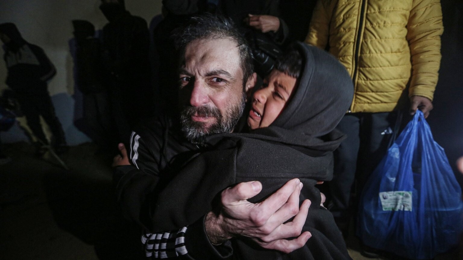 “Hamās” nodod Izraēlai četru ķīlnieku līķus apmaiņā pret palestīniešu cietumnieku atbrīvošanu
