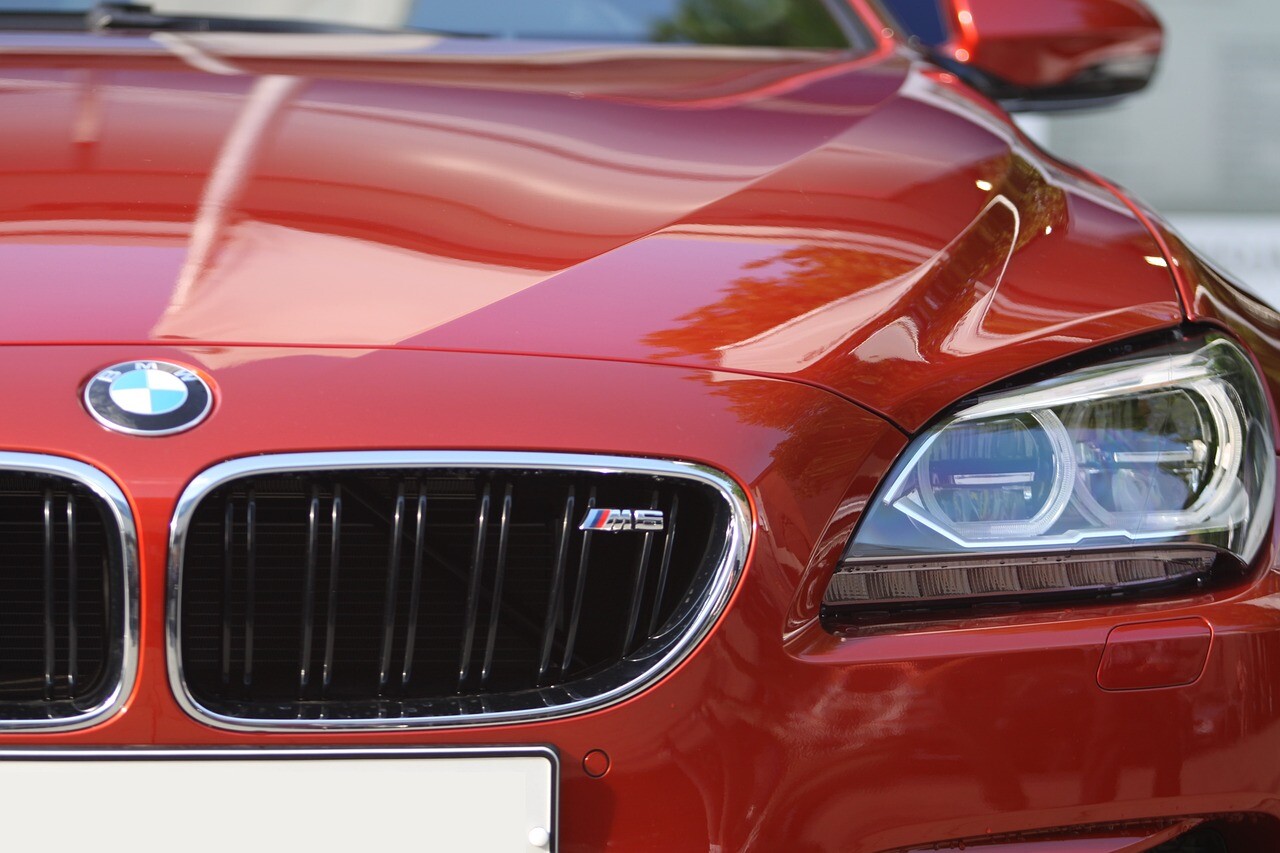 BMW peļņa pērn sarukusi par 37%
