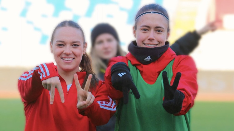 Latvijas sieviešu futbola izlase FIFA rangā pakāpjas uz 116. vietu