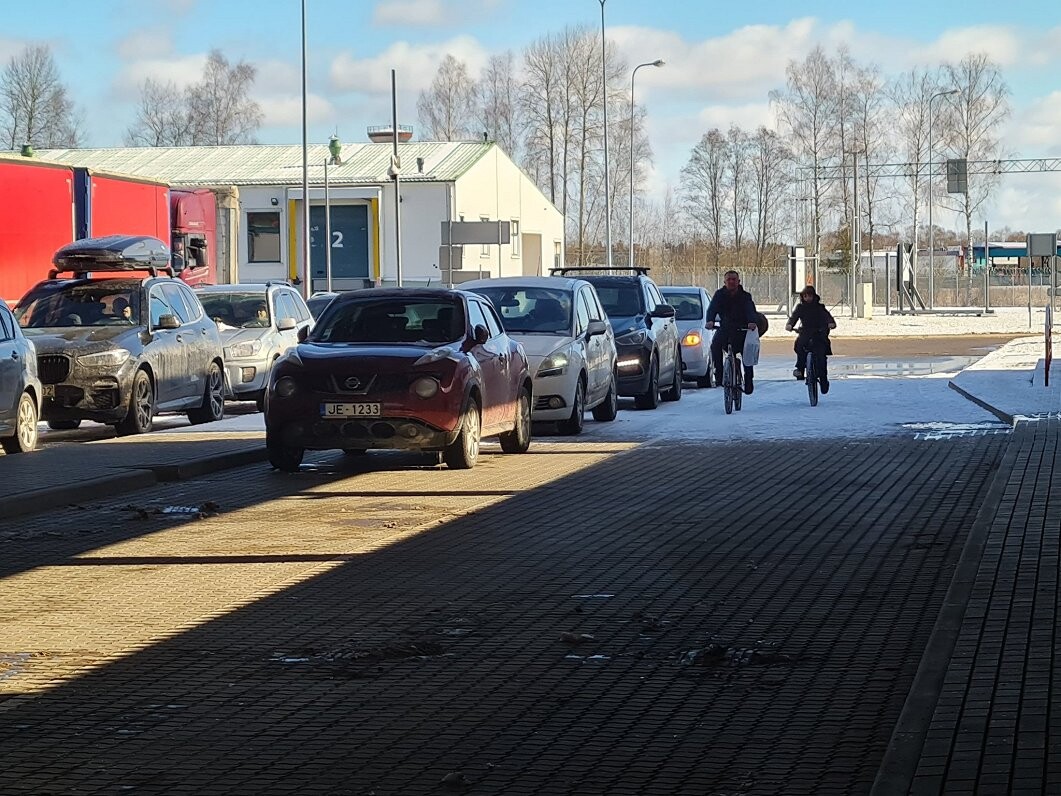 Daļēji ierobežos trīs robežkontroles punktu darbību uz Krievijas un Baltkrievijas robežām