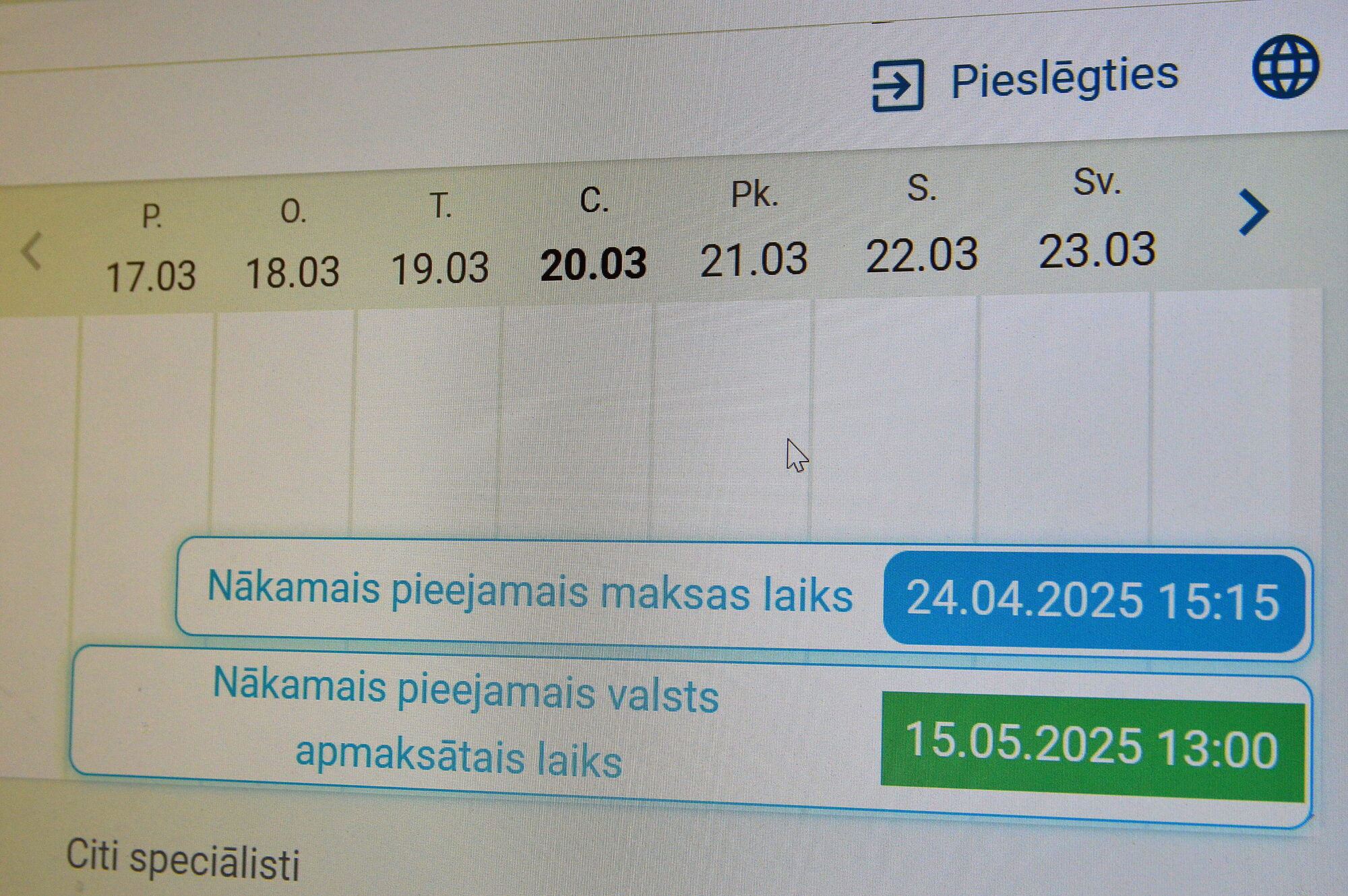 Vai pāreja uz maksas medicīnu jau notikusi? Liepājas iedzīvotāji ziņo par grūtībām saņemt valsts apmaksātos pakalpojumus pie ārstiem