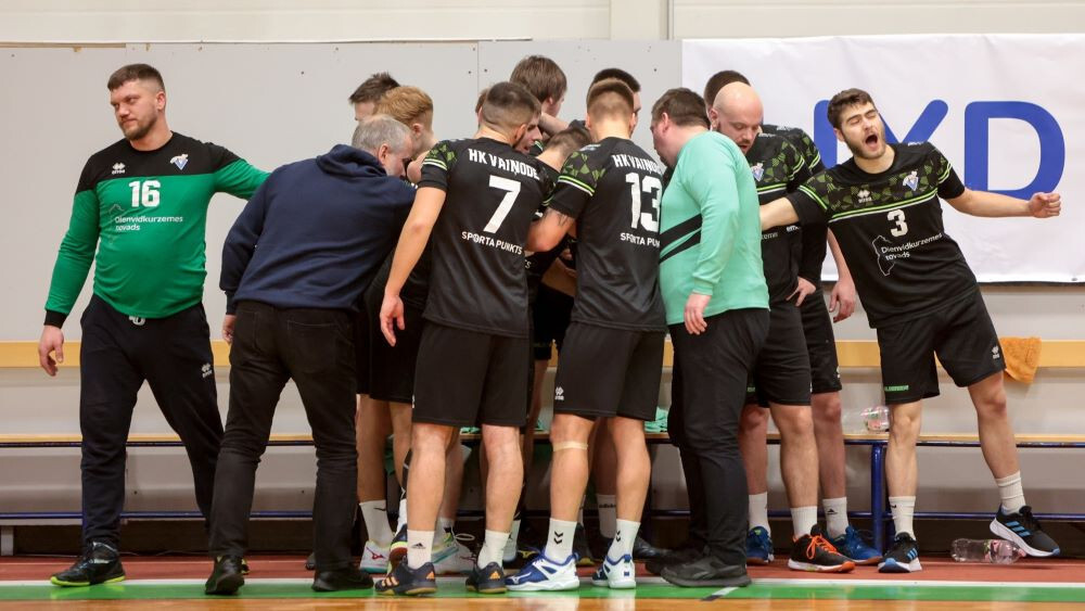 HK “Vaiņode” sensacionāli uzvar “armijniekus”