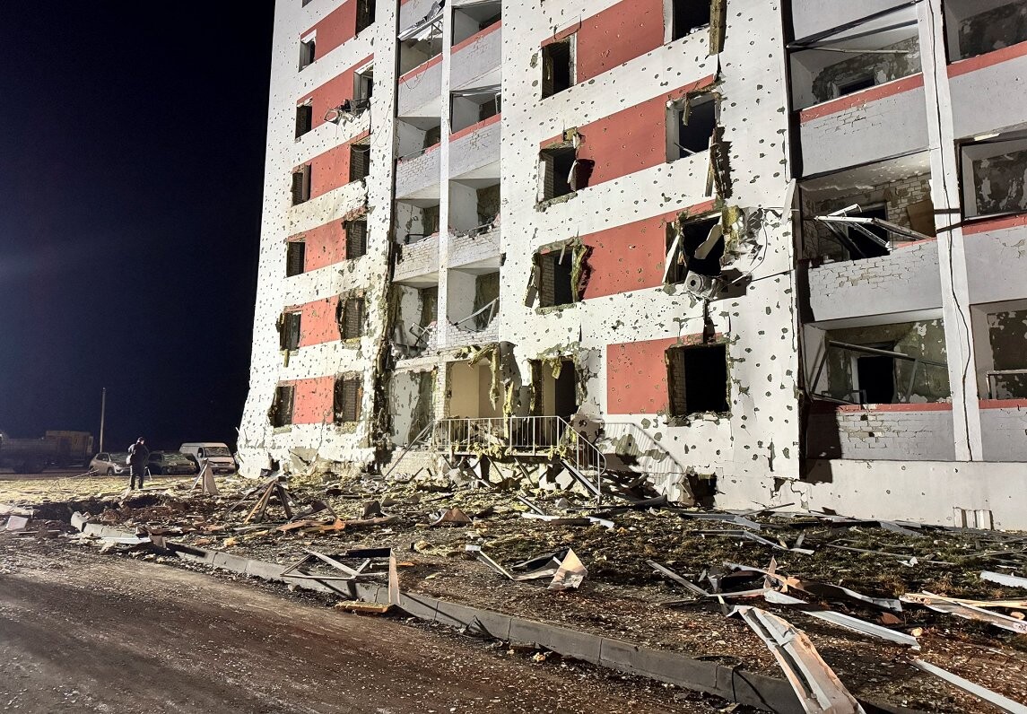 Krievijas dronu triecienos Harkivas apgabalā ievainoti vismaz 17 cilvēki