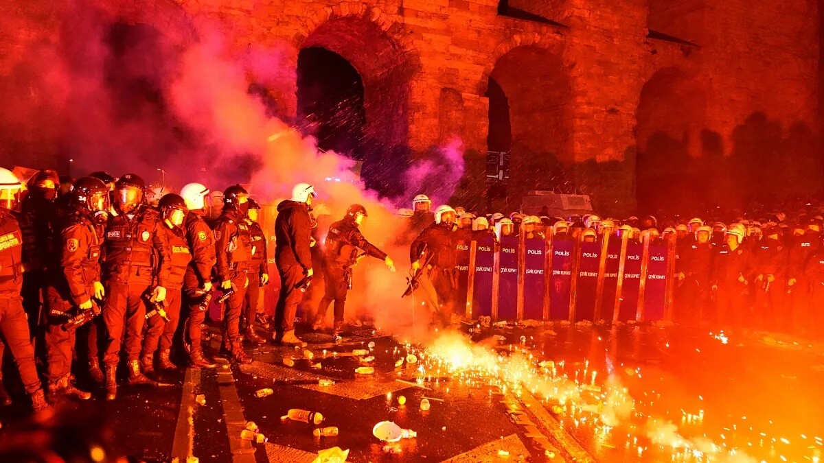 Turcijā kopš protestu sākuma aizturēti 1133 cilvēki