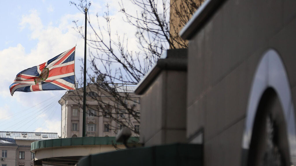 Krievija izraida britu diplomātu un diplomātes vīru
