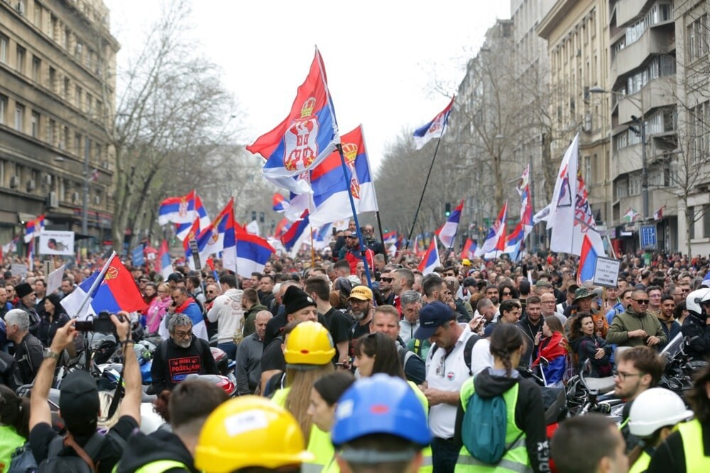Komisāre: ES un protestētāju prasības Serbijai ir līdzīgas