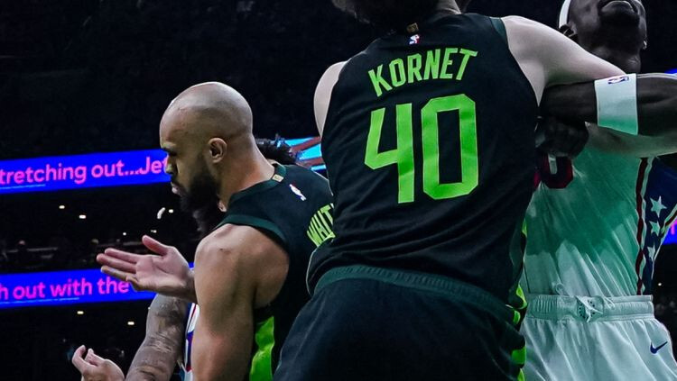 Video: Porziņģis nespēlē “Celtics” uzvarā