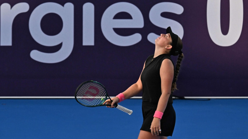 Ostapenko negaidīti zaudē Maiami “WTA 1000” sērijas turnīra pirmajā mačā