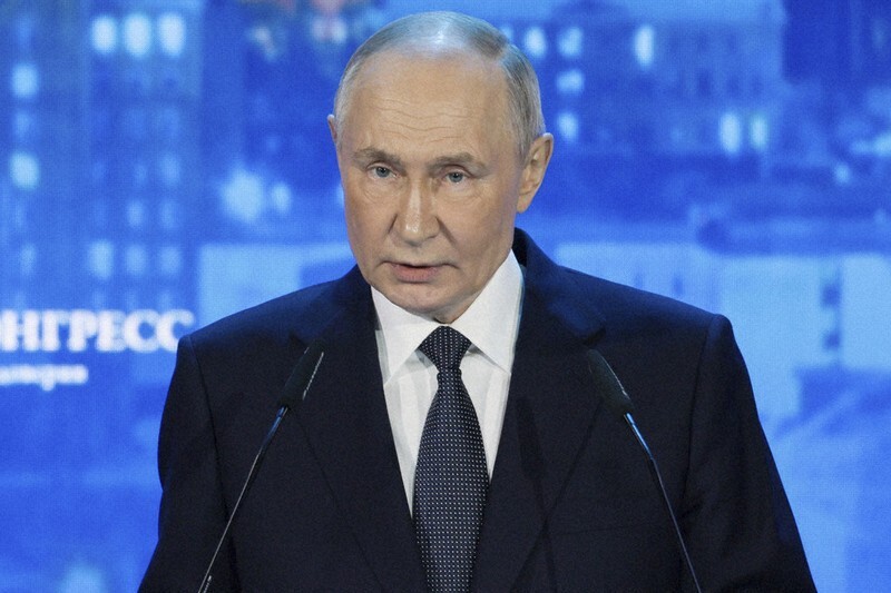 ISW: Putins ar runām par “pagaidu pārvaldi” Ukrainā vilcina pamiera sarunas