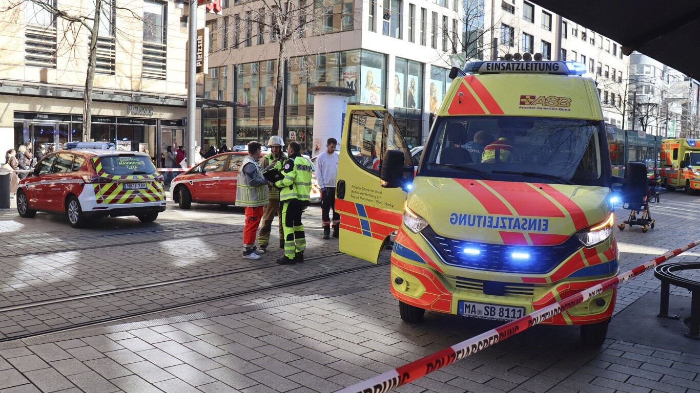 Vācijas izmeklētāji nesaskata politisku motīvu Manheimas incidentā