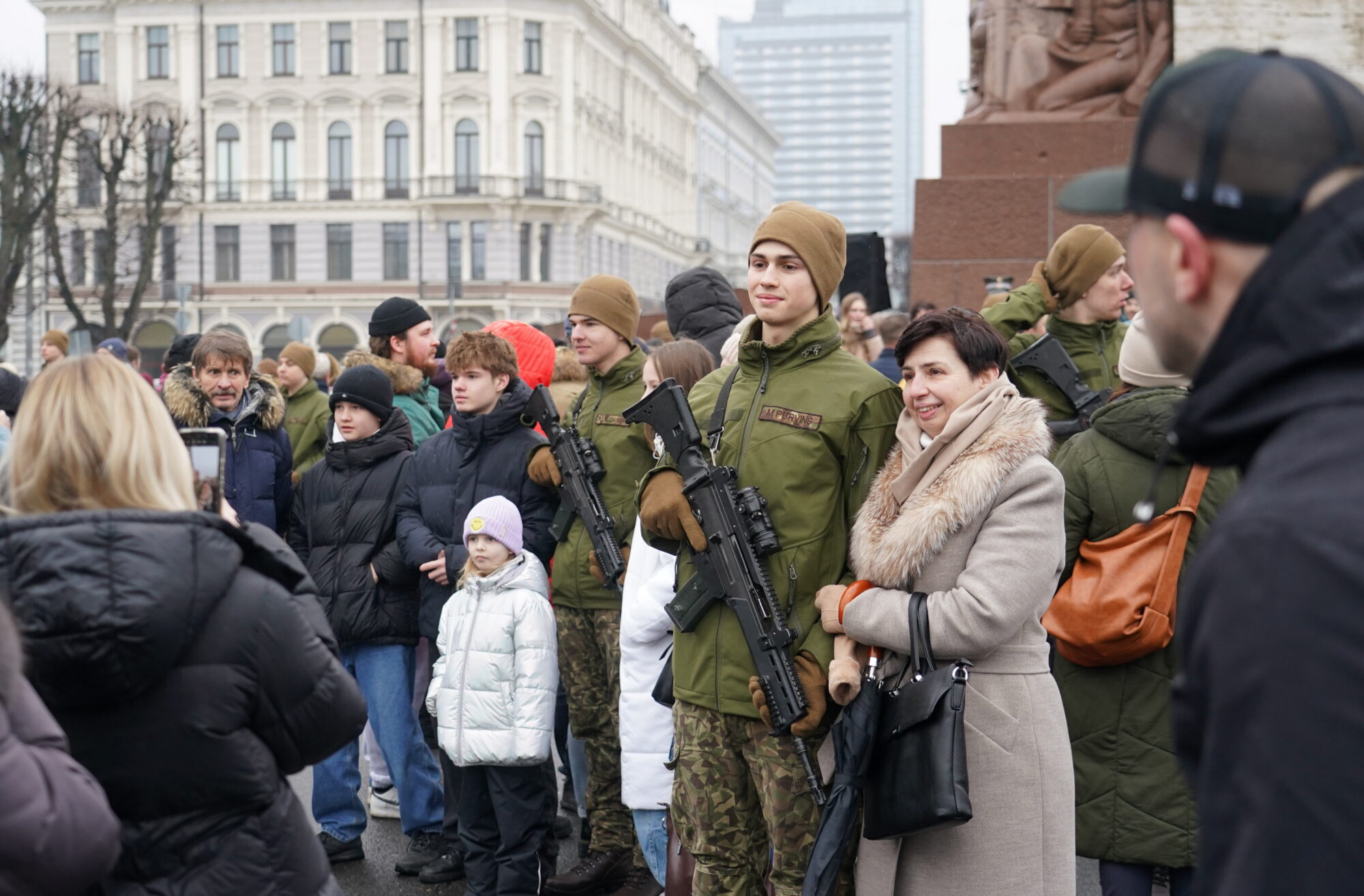 Nedēļas politikas apskats: Kad nazis pie rīkles, Eiropa mostas