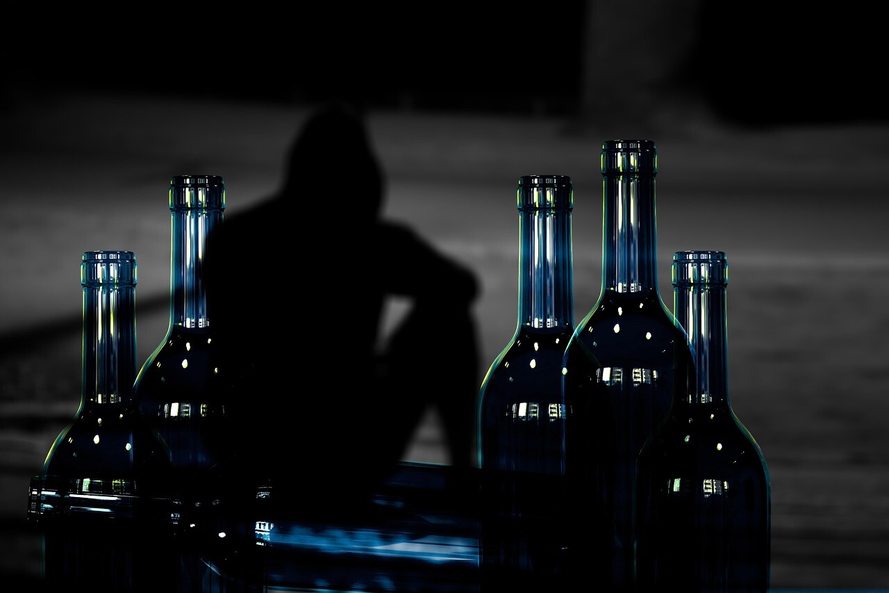 Pēc nelegāli pārdota alkohola lietošanas Salienas pagastā miruši četri cilvēki
