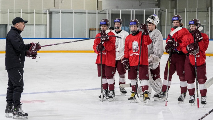 Latvijas U-18 hokeja izlase pēdējā pārbaudes spēlē zaudē čehiem