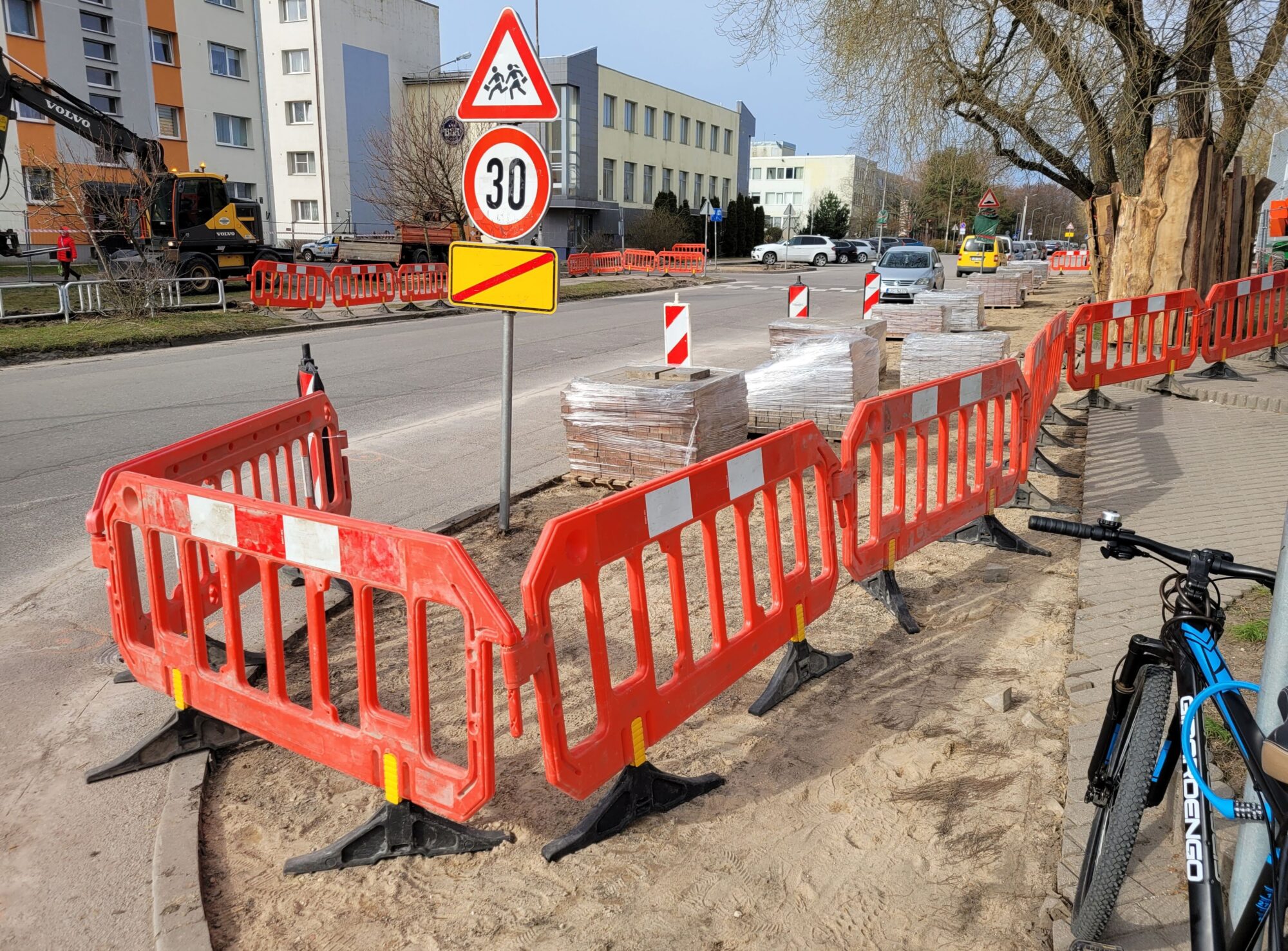 Liedaga un Klaipēdas ielā uzsākti nozīmīgi būvdarbi. Jārēķinās ar satiksmes ierobežojumiem