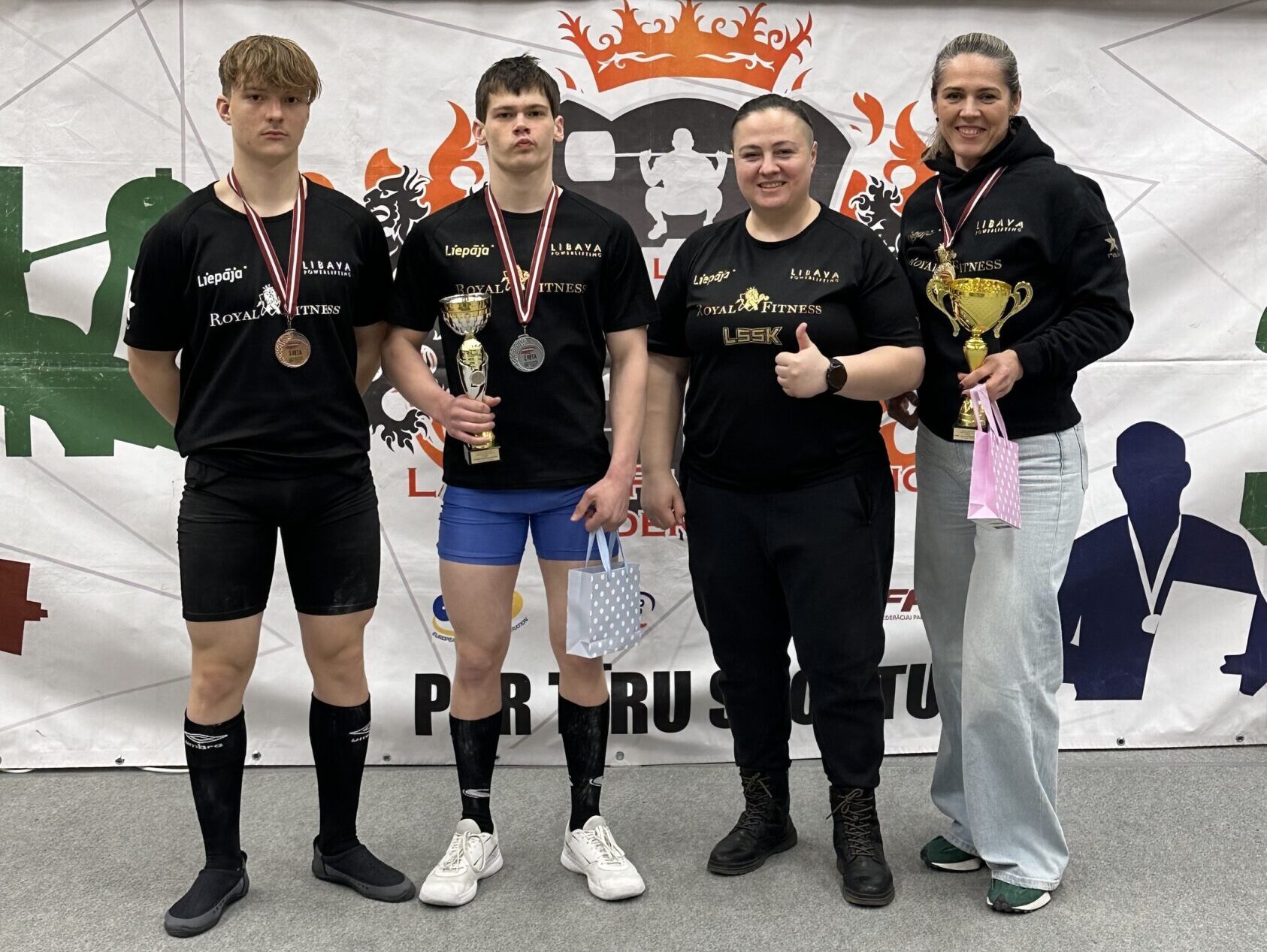 Foto: Ar jauniem Latvijas rekordiem noslēdzies Latvijas čempionāts klasiskajā spēka trīscīņā