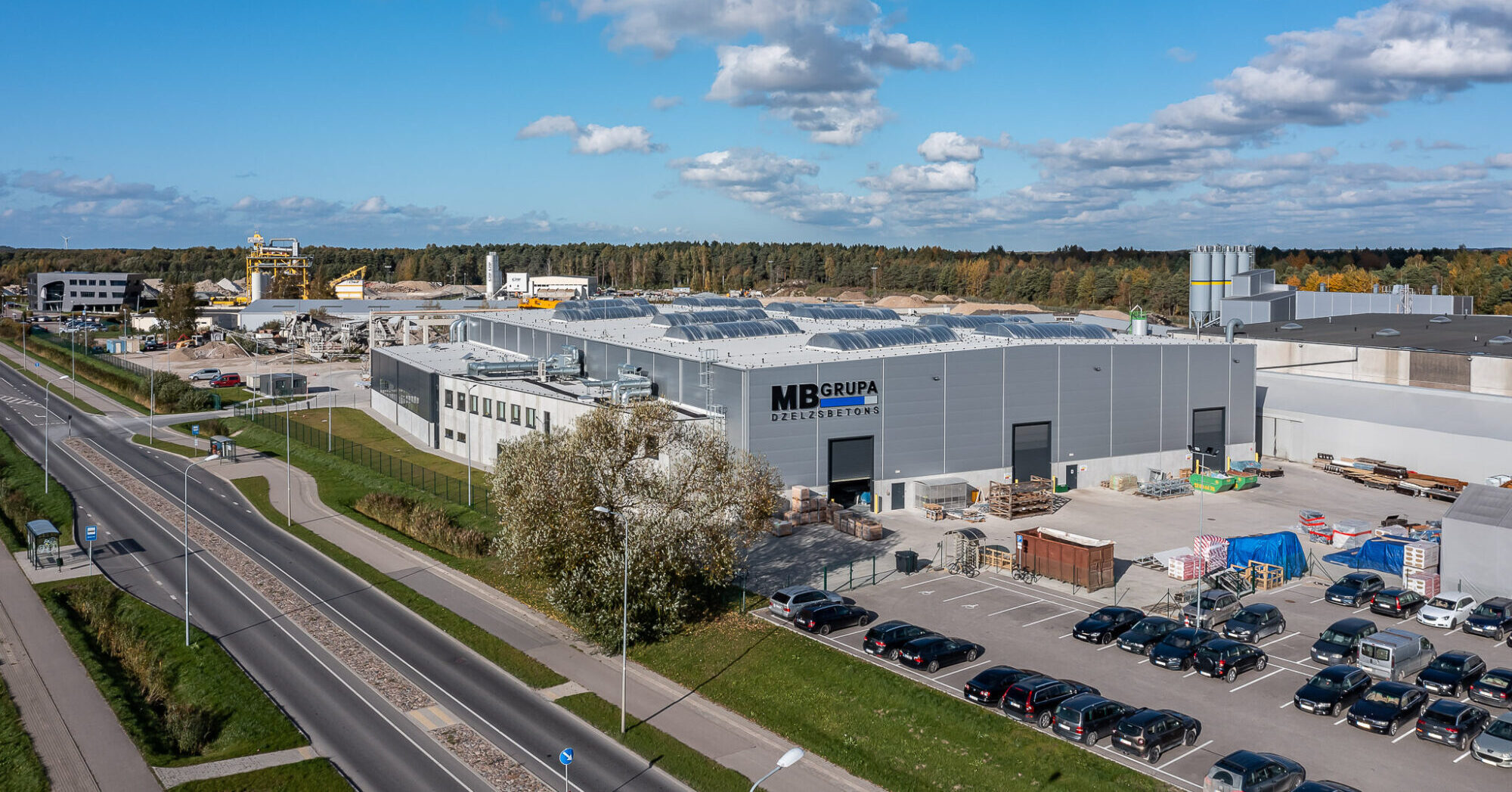 “UPB” investējusi vienu miljonu eiro jaunā betona produktu līnijā