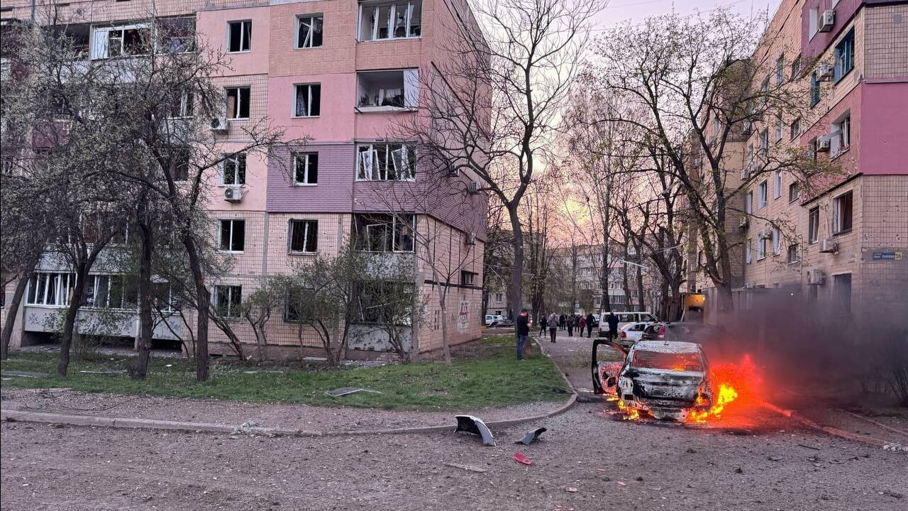 Zelenskis: Krievija nedēļas laikā uz Ukrainu raidījusi 1460 aviobumbas, gandrīz 670 dronus un vairāk nekā 30 raķetes