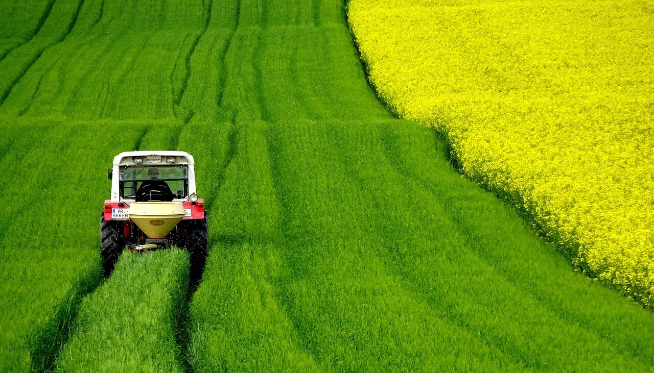 Komisija atbalsta priekšlikumu ar B kategorijas tiesībām vadīt traktoru līdz 7,5 tonnām ar piekabi