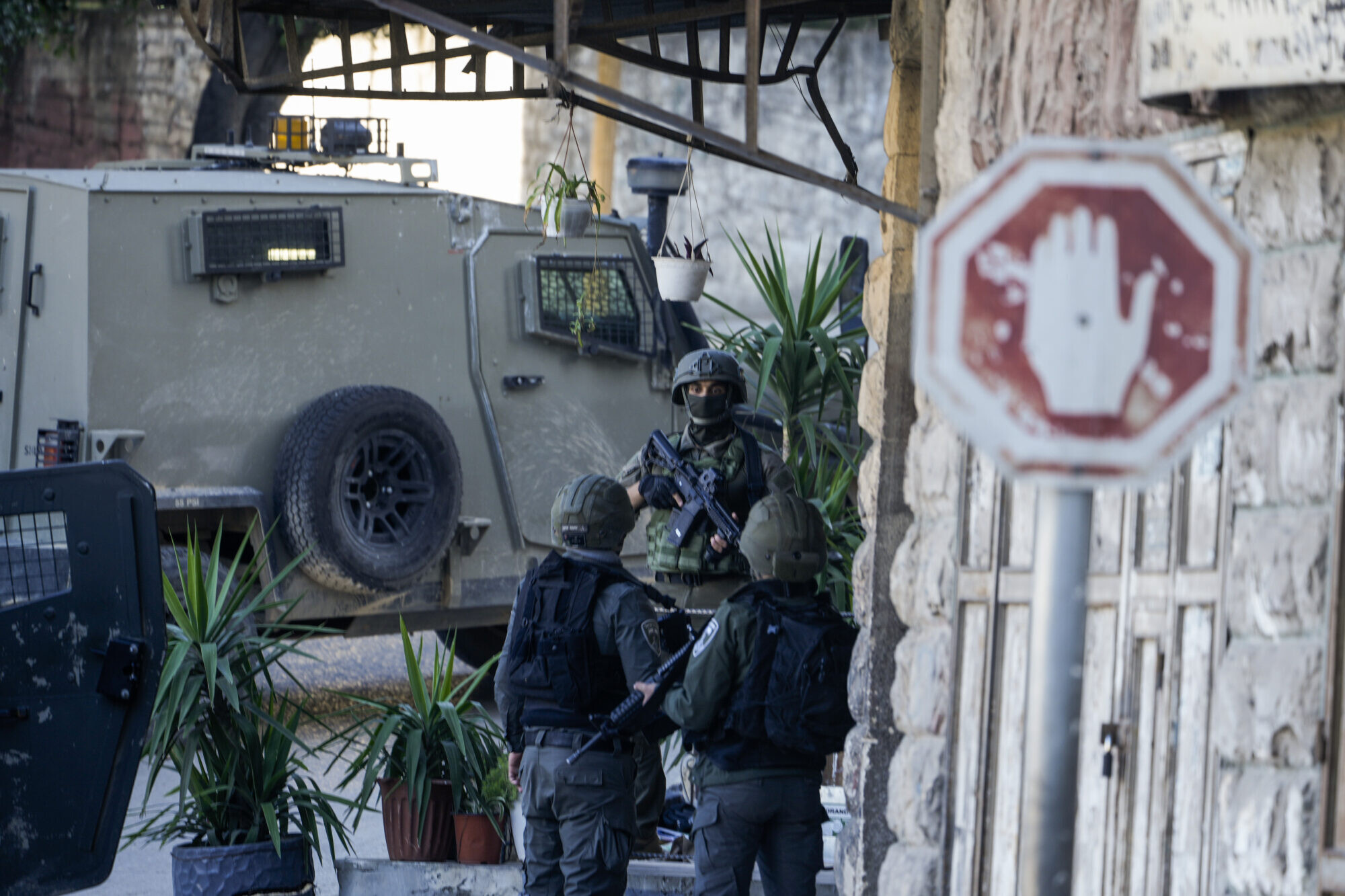 Izraēla paplašinās militārās operācijas Gazas joslā